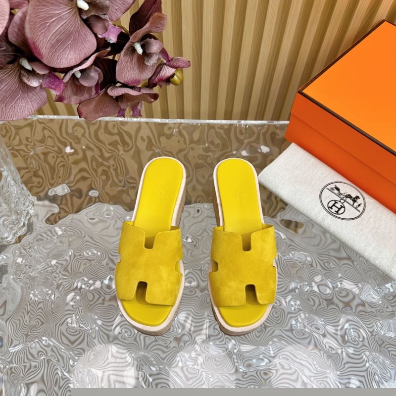 H**mes slippers